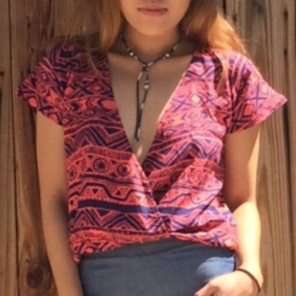 FINAL $⬇️ Praya Overlap Top